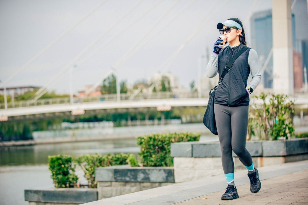Inside Smart Casual Activewear for Women Who Actually Move - THE KNO