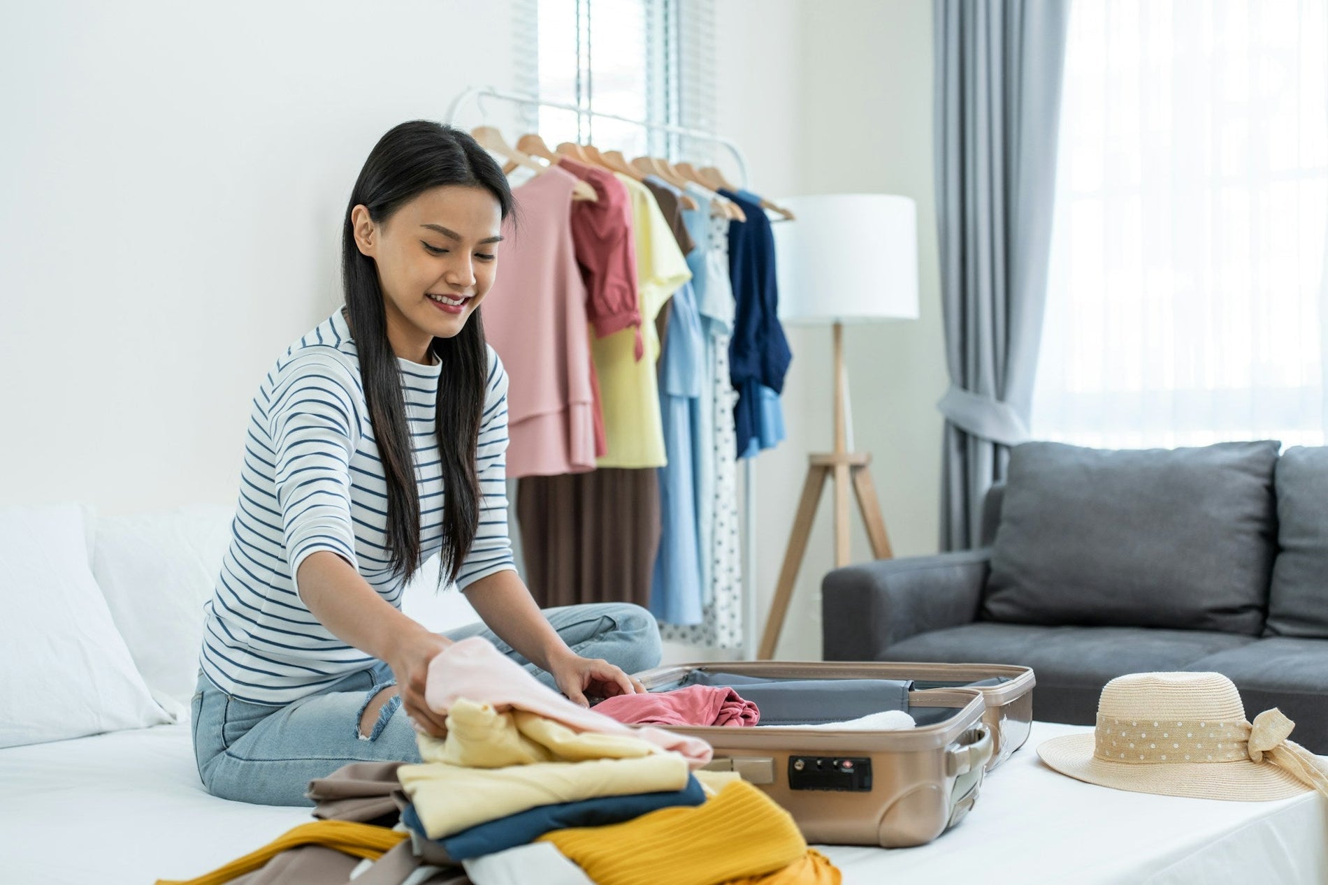 Matching Sets for Women Who Hate Overpacking: Year-Round Packing Formula - THE KNO