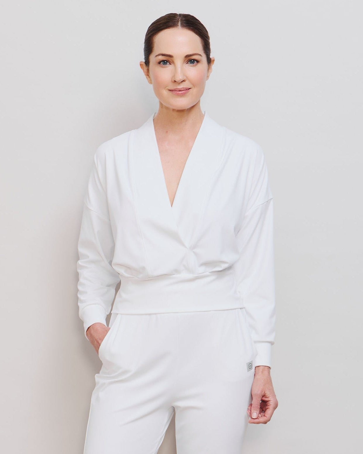 Court Sport Stretch Pullover - THE KNO