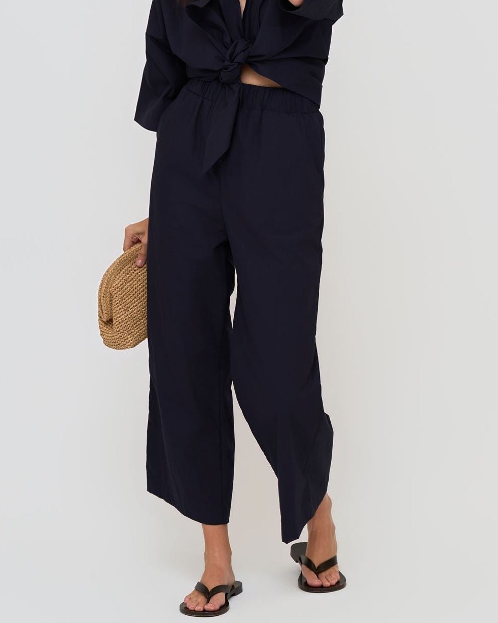 Easy Away Pants - THE KNO