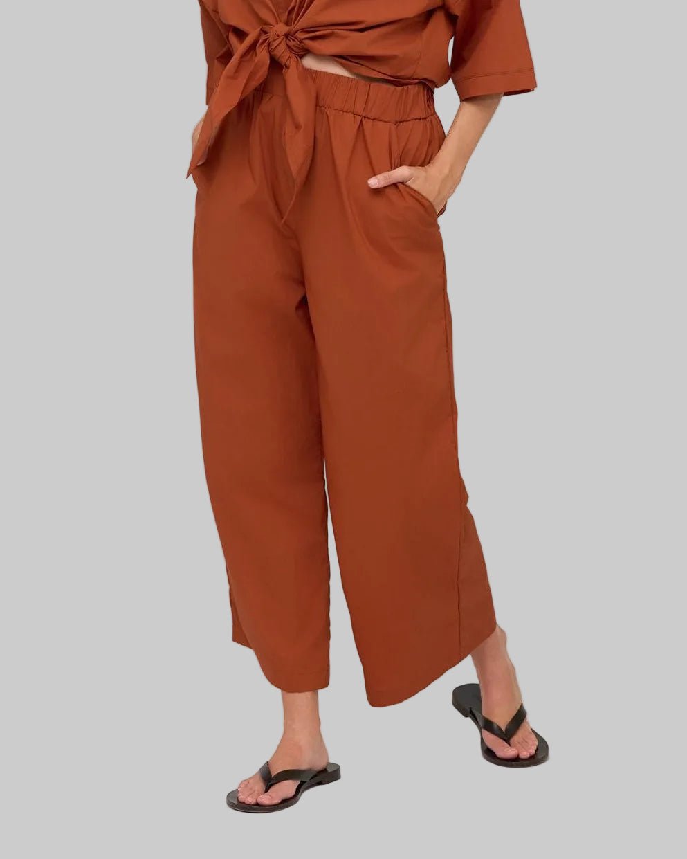 Easy Away Pants - THE KNO