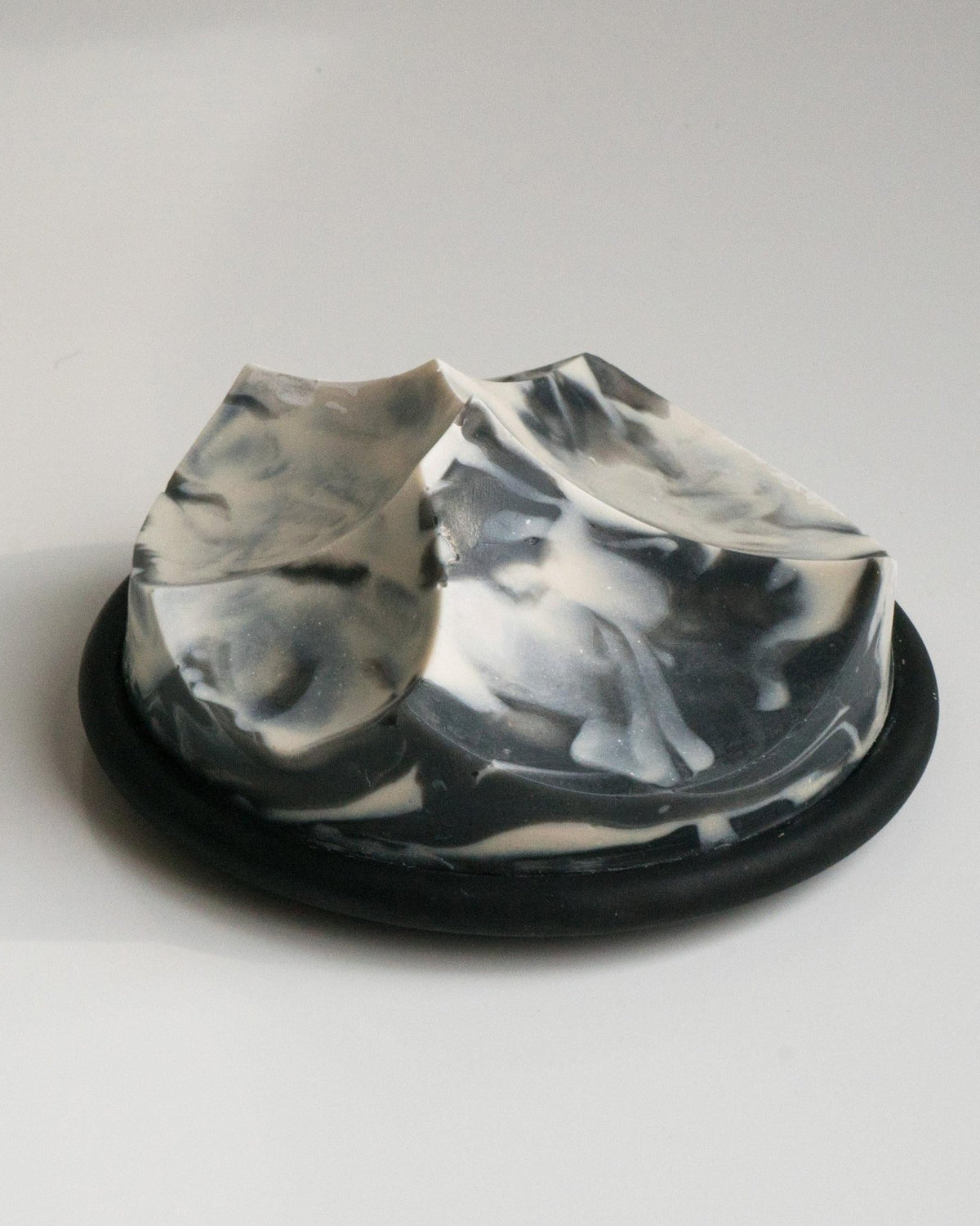Erode Sculptural Soap + Bouton Base — Jasmine Ylang Ylang - THE KNO