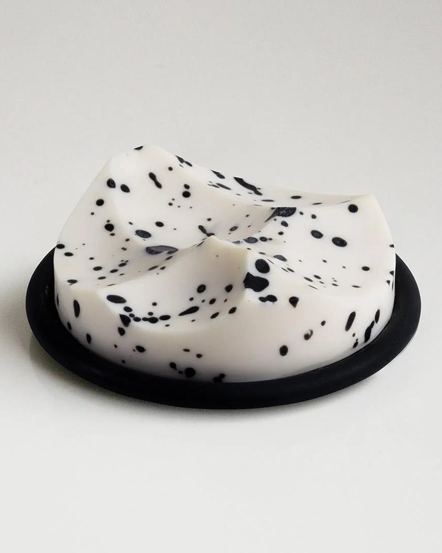 Erode Sculptural Soap + Bouton Base — White Grapefruit - THE KNO