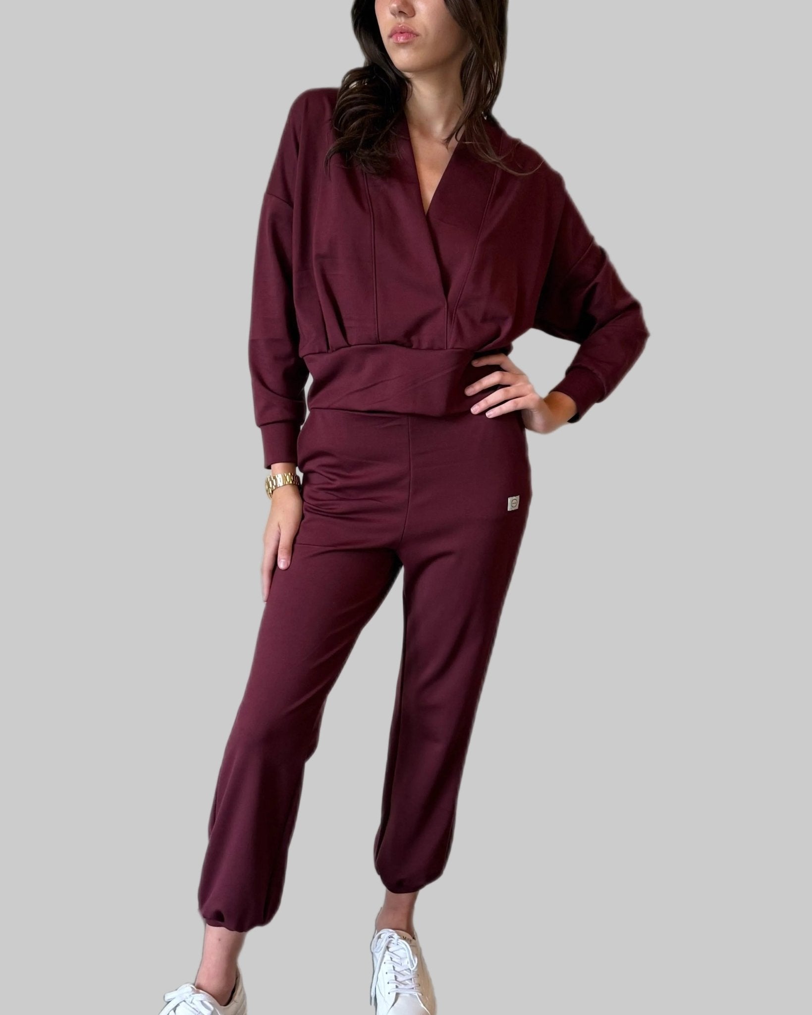 Jet Set Jogger - THE KNO