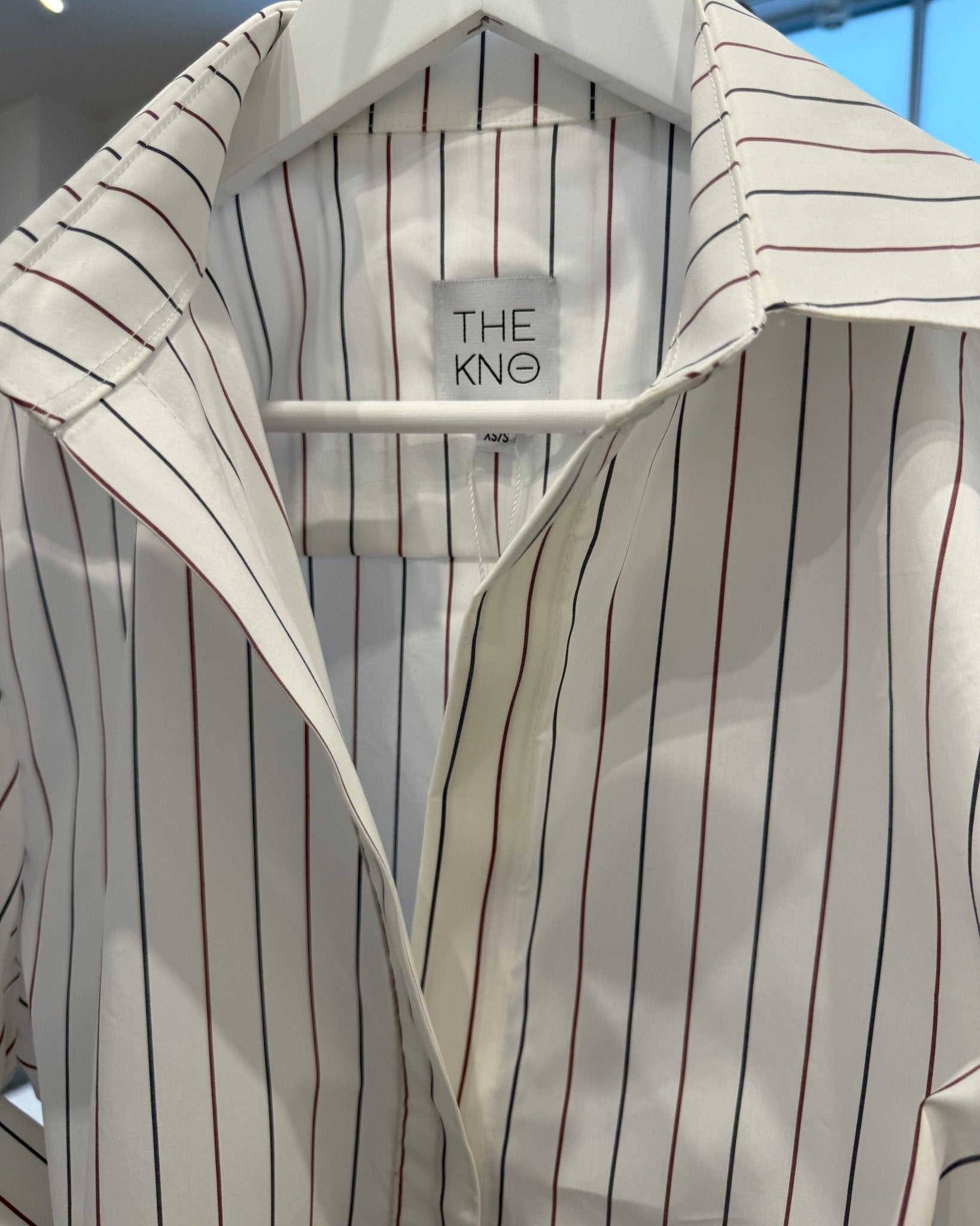 No - Button Button Down Pinstripe - THE KNO